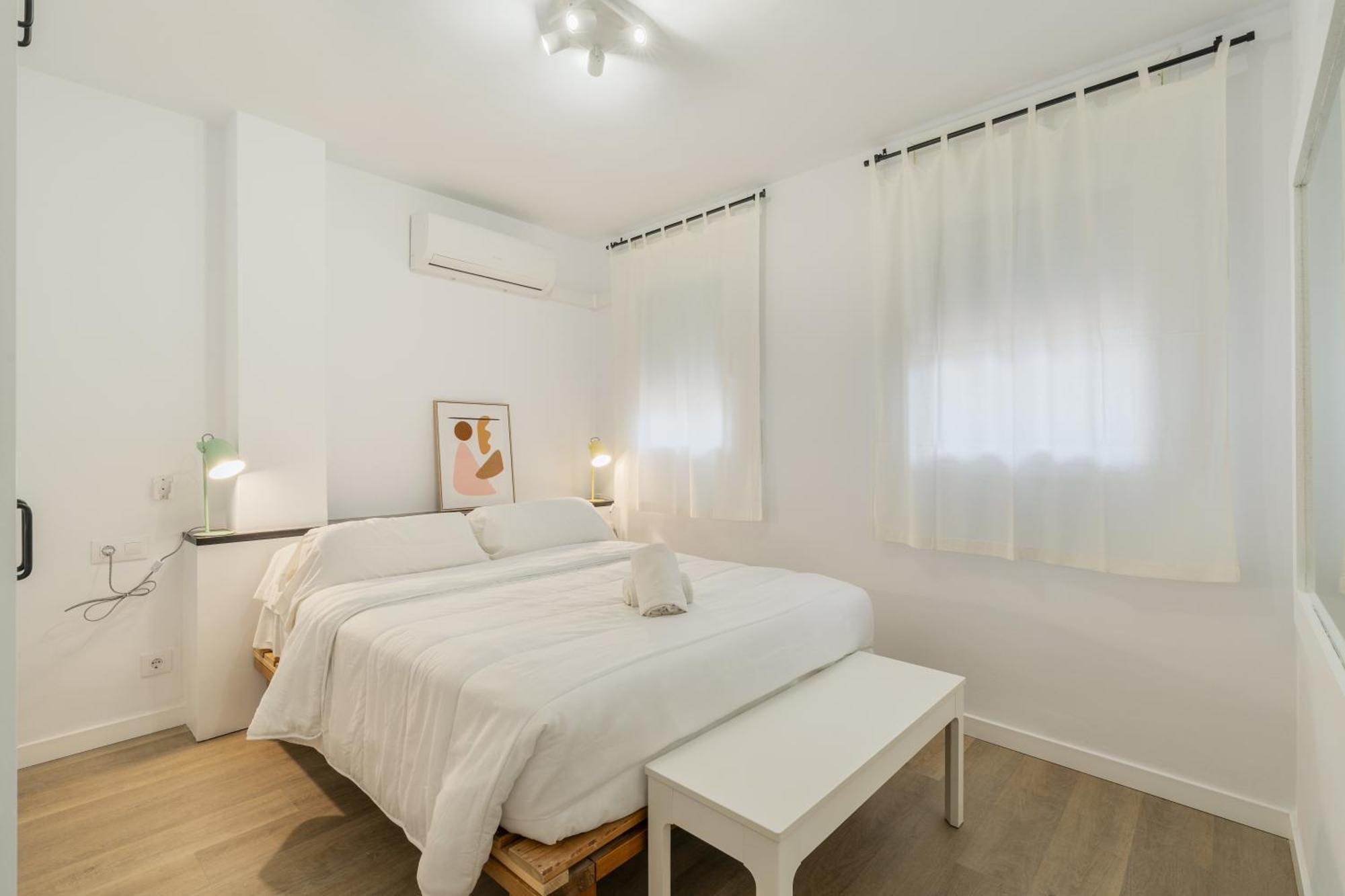 Apartamento Con Dos Grandes Terrazas En Жирона Экстерьер фото