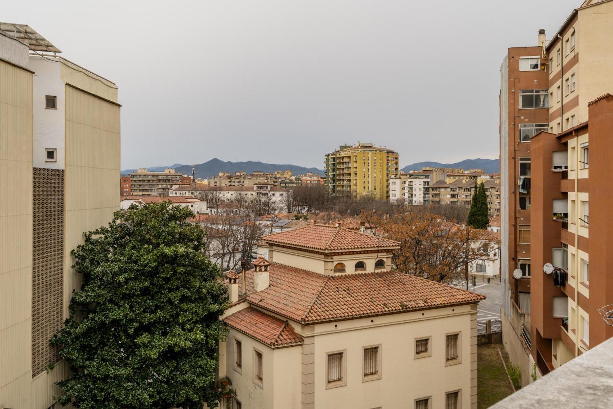 Apartamento Con Dos Grandes Terrazas En Жирона Экстерьер фото